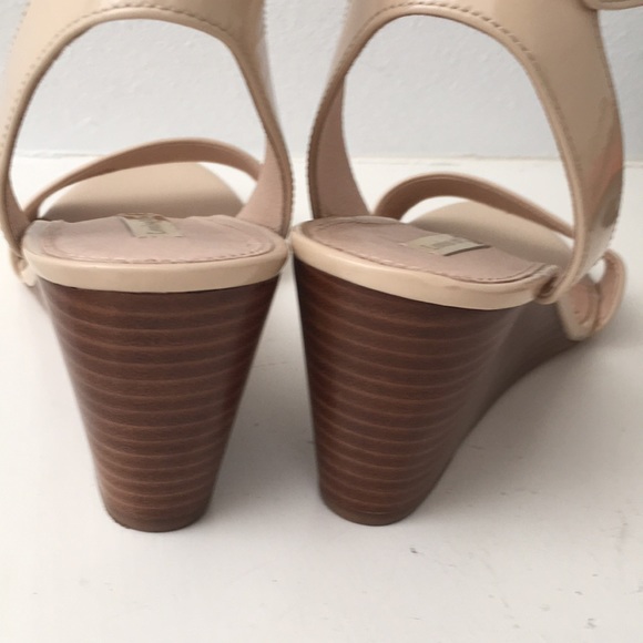 Louise Et Cie patent Leather Punya Wedge Sandals - Picture 11 of 17